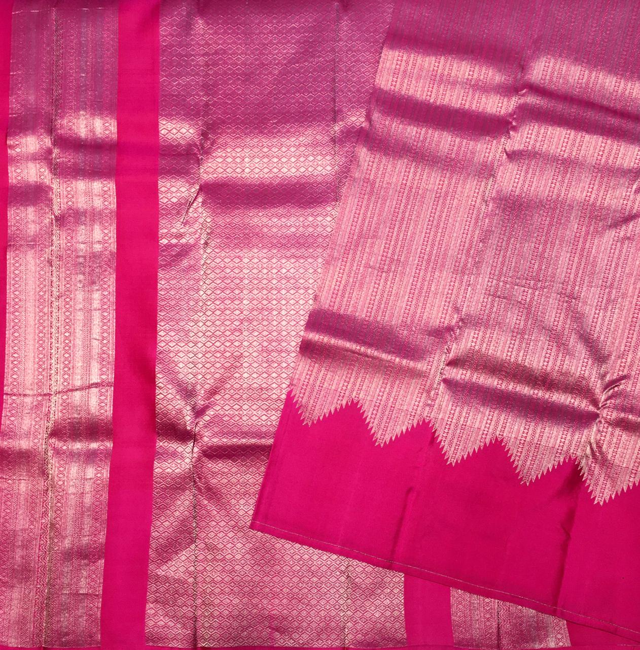 Pure kanjivaram silk saree (Product code: 2477)