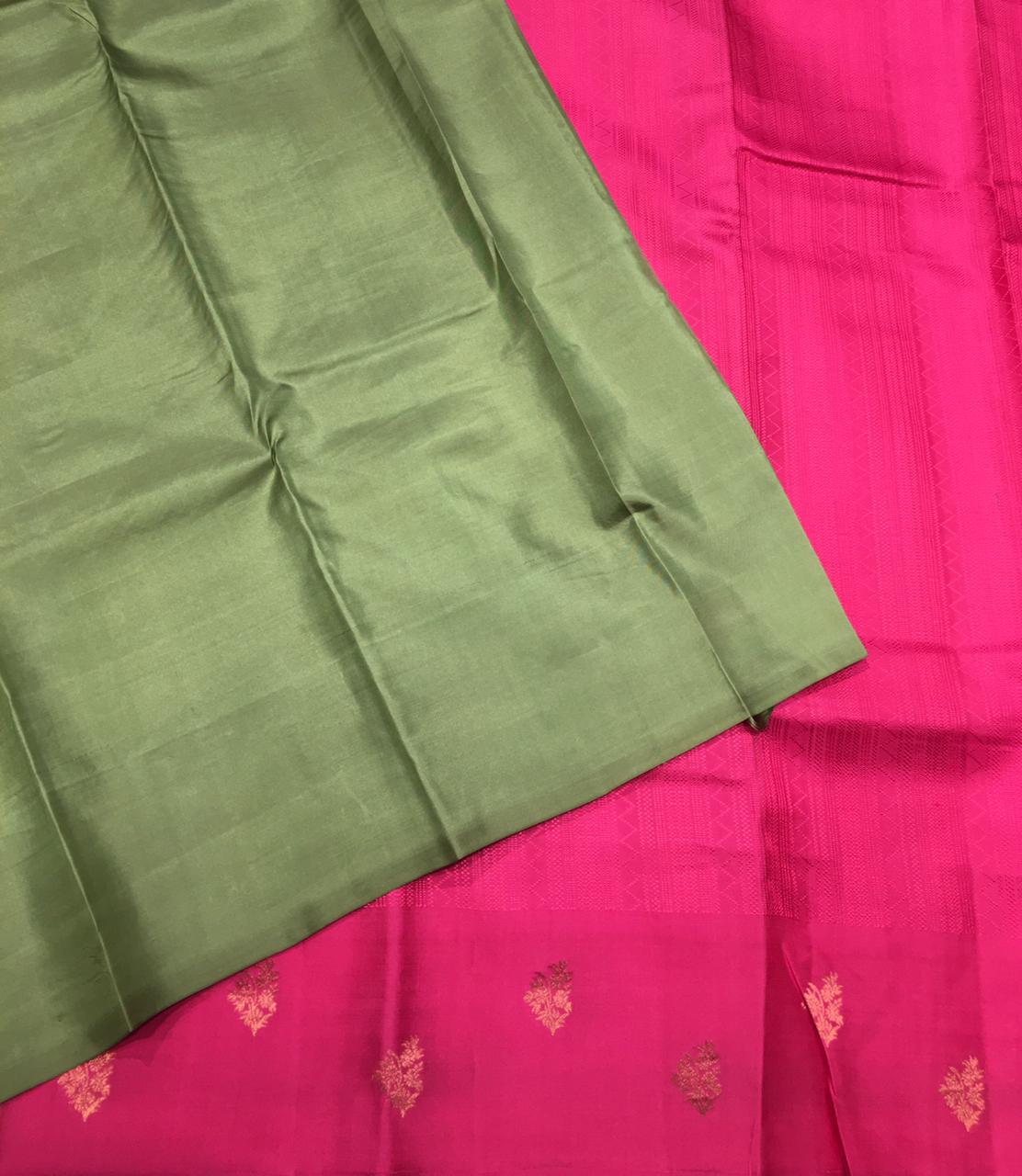 Pure Kanjivaram Borderless Silk Saree (Product Code: 2449)
