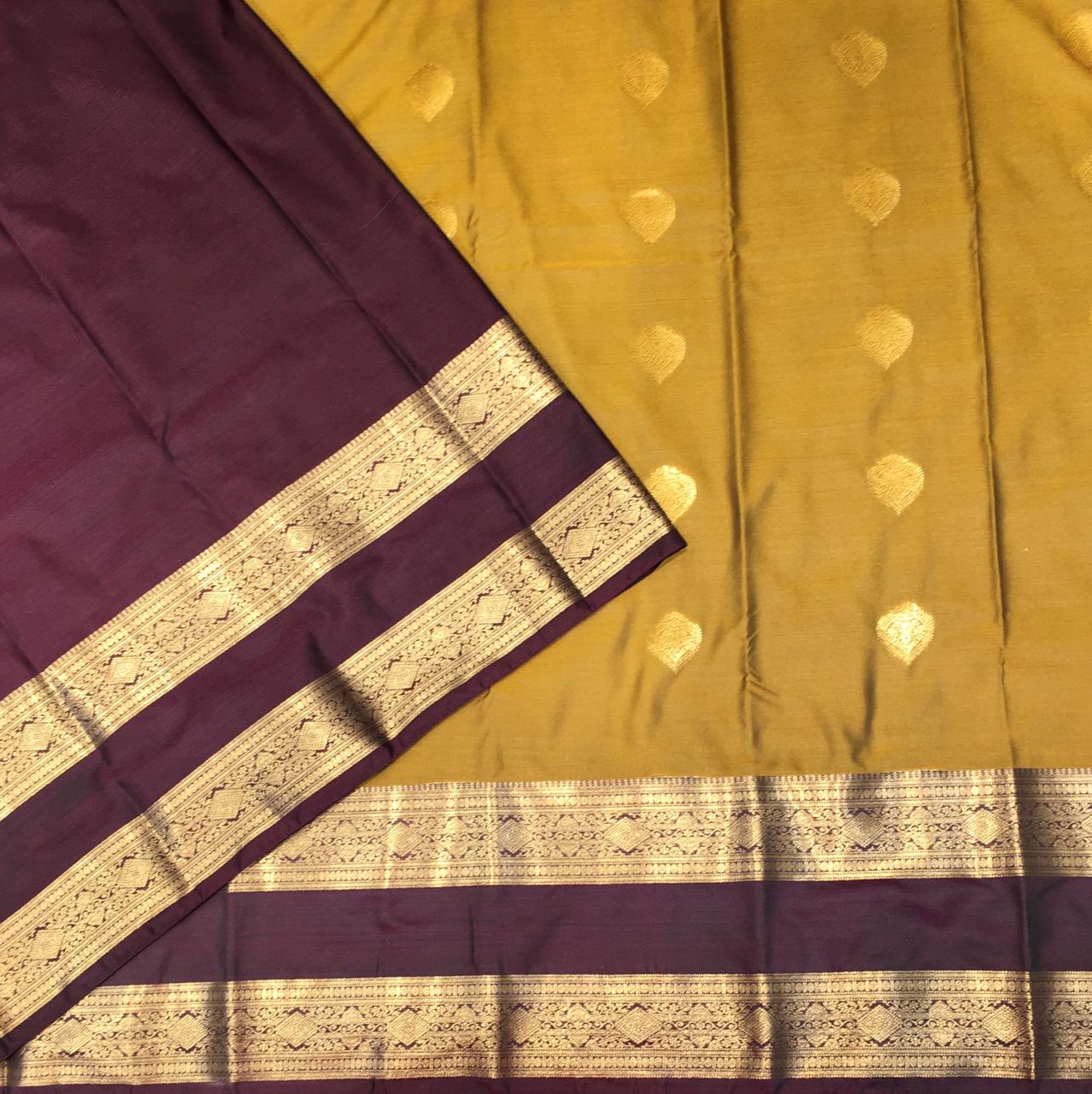 Semi Kanjivaram Saree (Product Code: 4654)